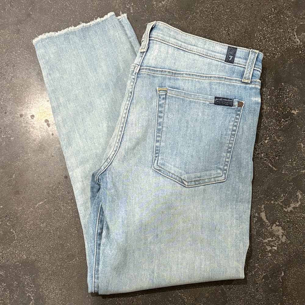 7 For All Mankind Roxanne Ankle Jeans in Faded Blue Sz 31